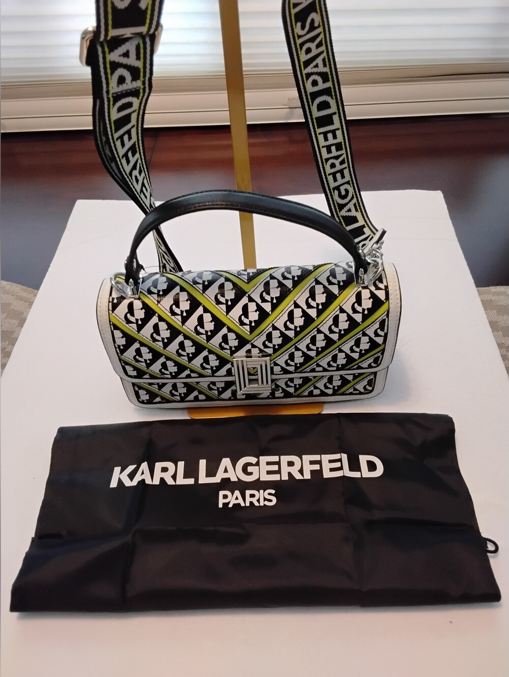 Karl Lagerfeld Paris Simone Neon Green Leather Profile Crossbody NWT